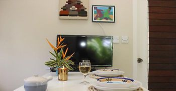Smithys Garden Cottage St. George's Экстерьер фото